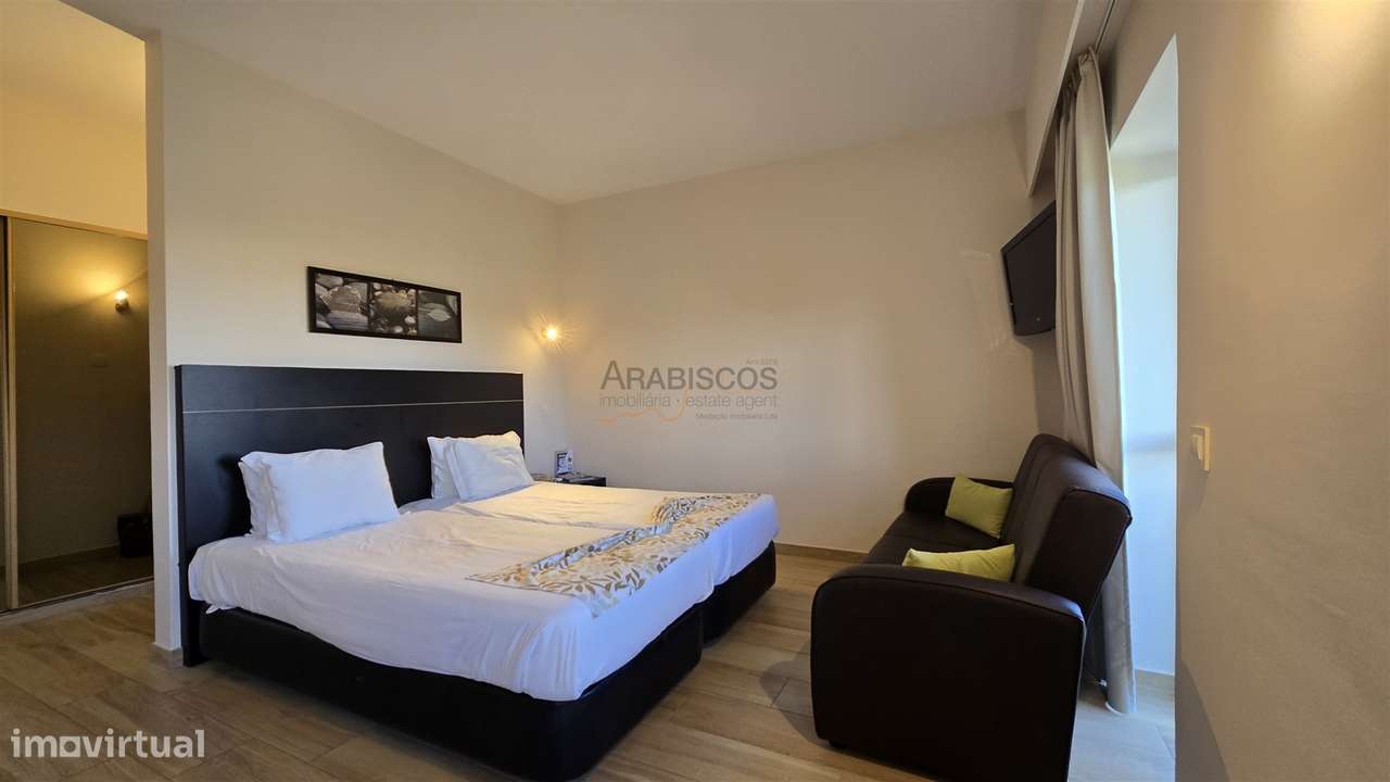 Estúdio T0 - Mobilado - Varanda - Piscina - Alvor - Torralta - Grande imagem: 5/21