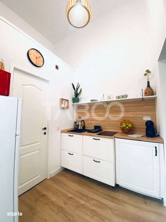 Garsoniera tip loft semidecomandata de vanzare in zona Ultracentral - Imagine principală: 5/8