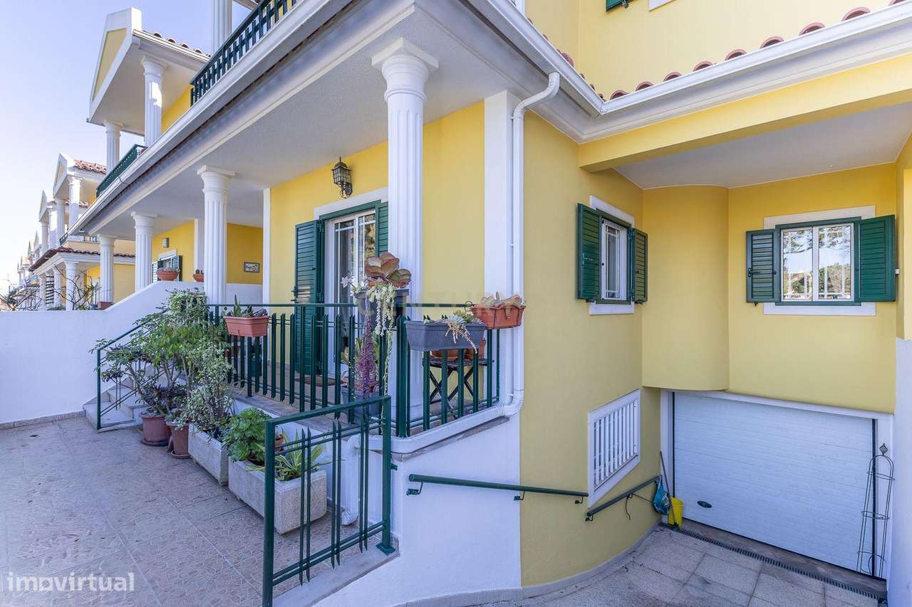 Moradia em Banda T4 | 3 Pisos | Aldeia de Paio Pires 490.000 € | 249 m-36