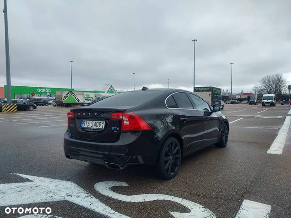 Volvo S60 - 15