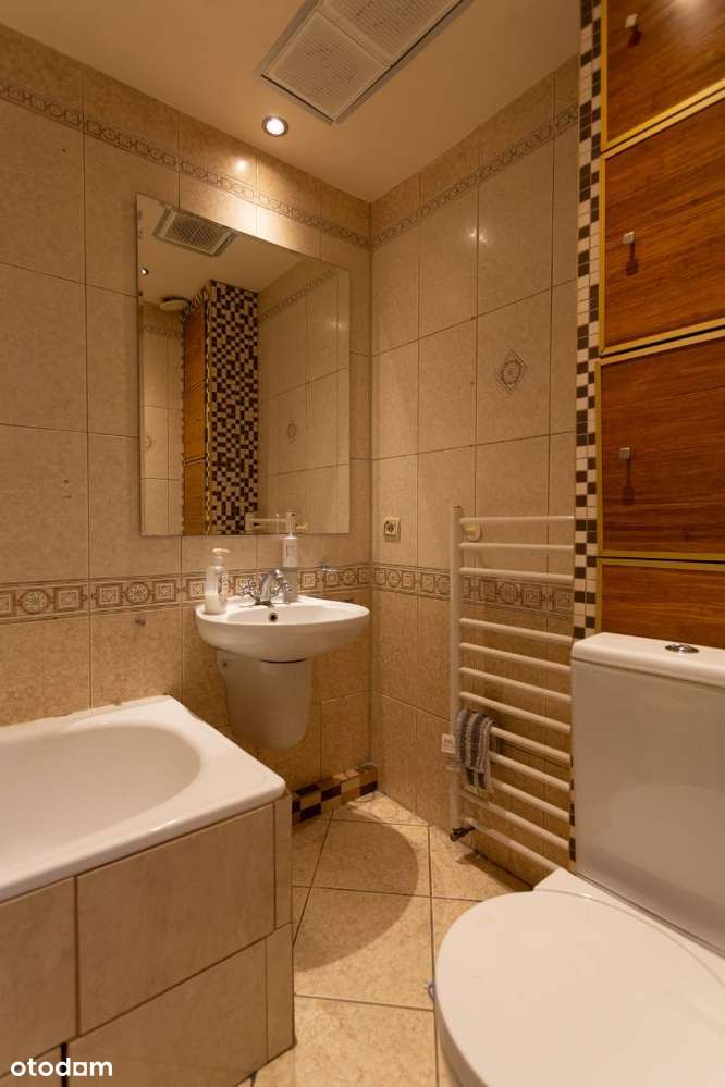 Trzypokojowe mieszkanie blisko centrum-12