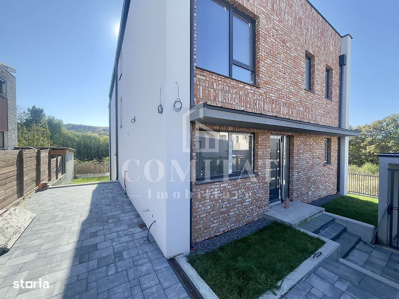 Duplex la cheie cu garaj cartierul Făget - Imagine principală: 2/13