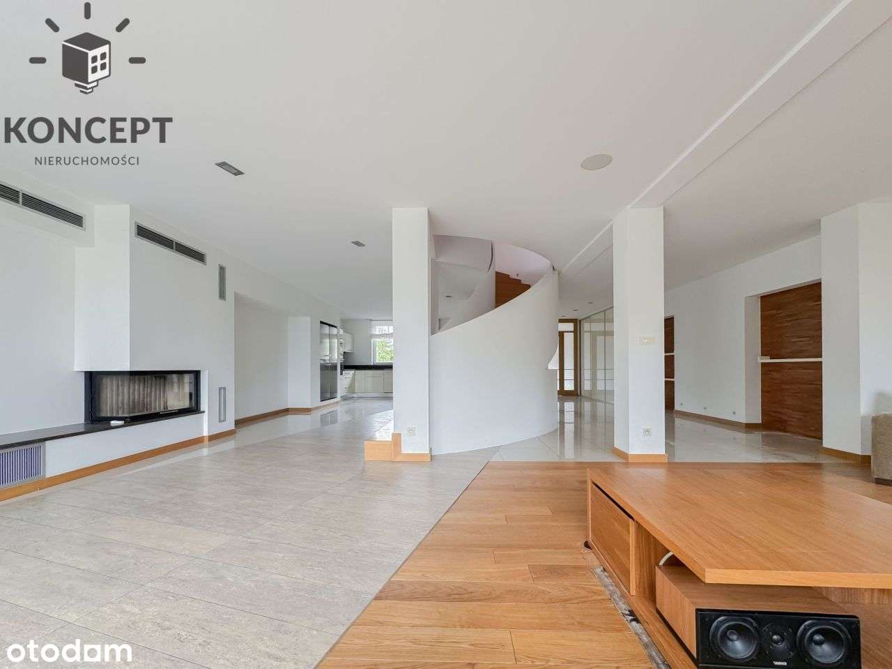 Wyjątkowy Dom w zabudowie Szeregowej ul. Oboźna-3