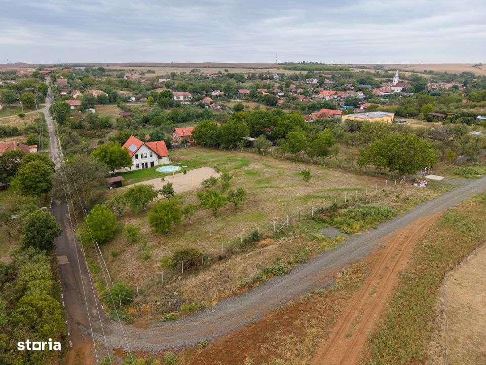 Teren intravilan 1584 mp in Murani – ideal pentru casa sau pensiune - Imagine principală: 5/14