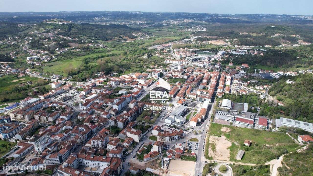 Moradia T3 localizada em Ourém - Grande imagem: 4/17