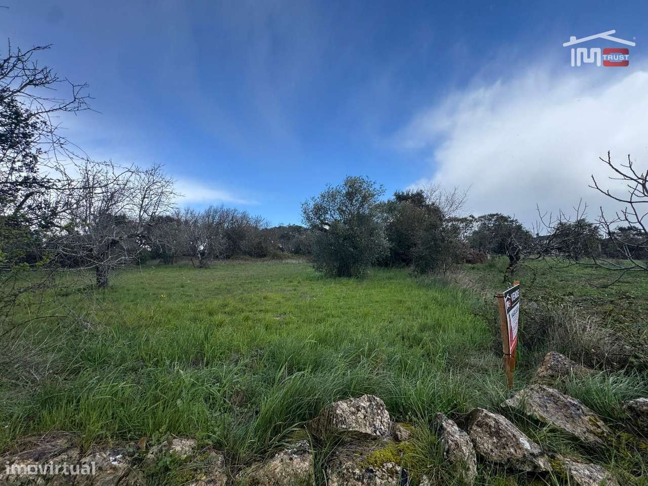 TERRENO PLANO PARA CONSTRUÇÃO COM 1 .011 m² PROXIMO DE OURÉM - Grande imagem: 5/11