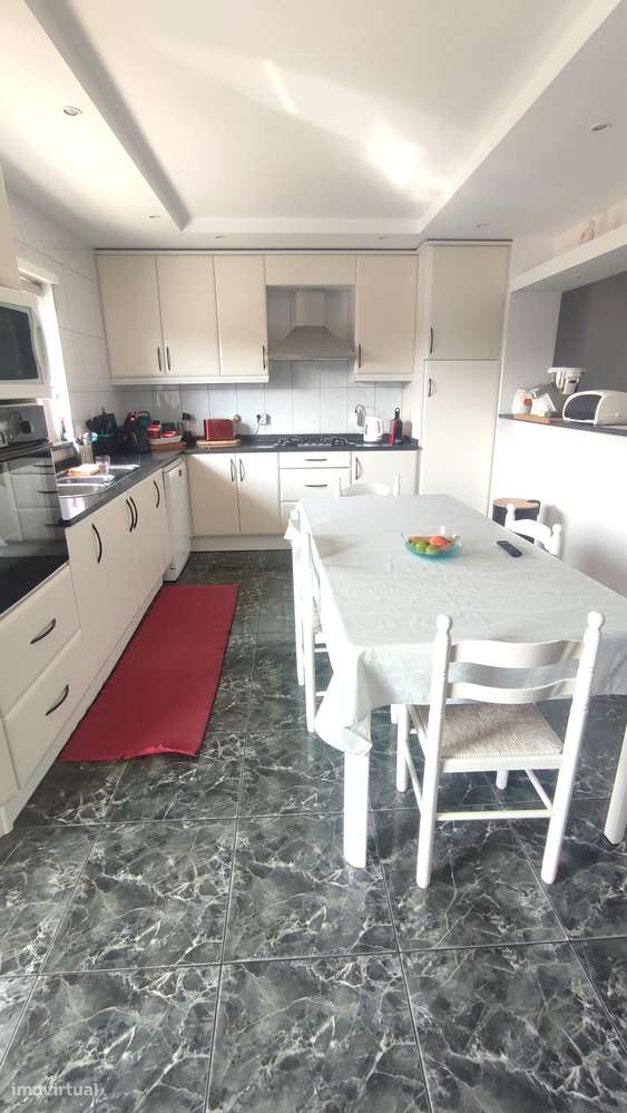 Moradia gaveto T3 em Amares-9