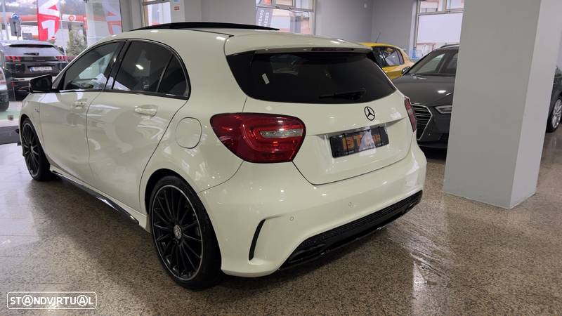 Mercedes-Benz A 45 AMG 4Matic Speedshift 7G-DCT - 32