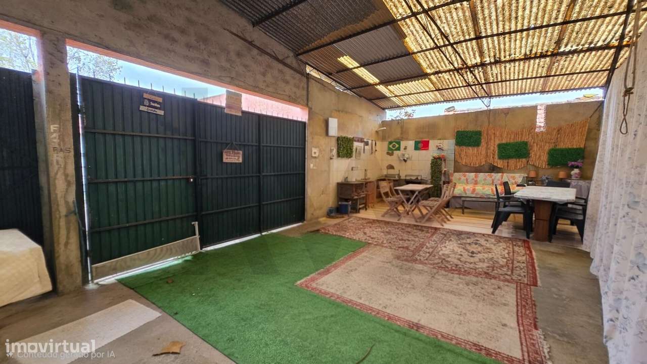 Moradia Gandaresa em  Rio Tinto ouca vagos com terreno e floresta-20