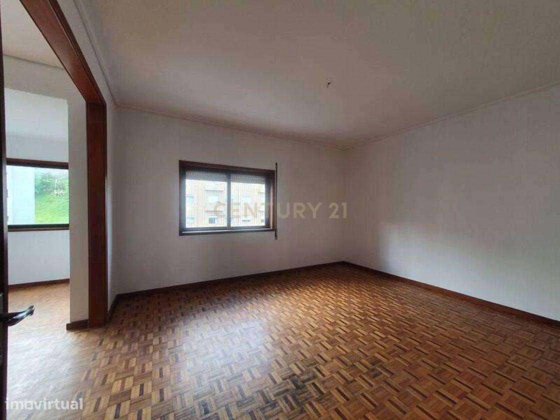 Apartamento T4 com Garagem Box à Venda em Guimarães – Rua São Gonçalo, - Grande imagem: 5/19