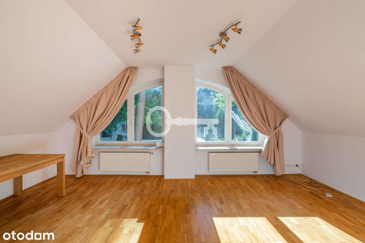 5 sypialni | Wolnostojący dom w Konstancinie - Pełny obrazek: 5/16