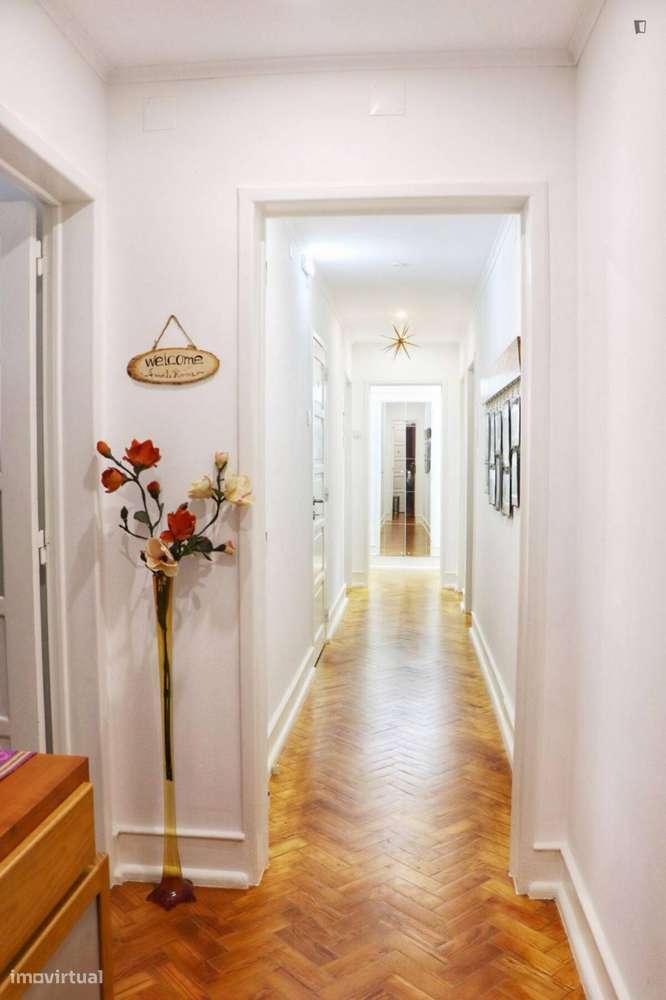 Quarto - localizado em Arroios Lisbon - Grande imagem: 2/7