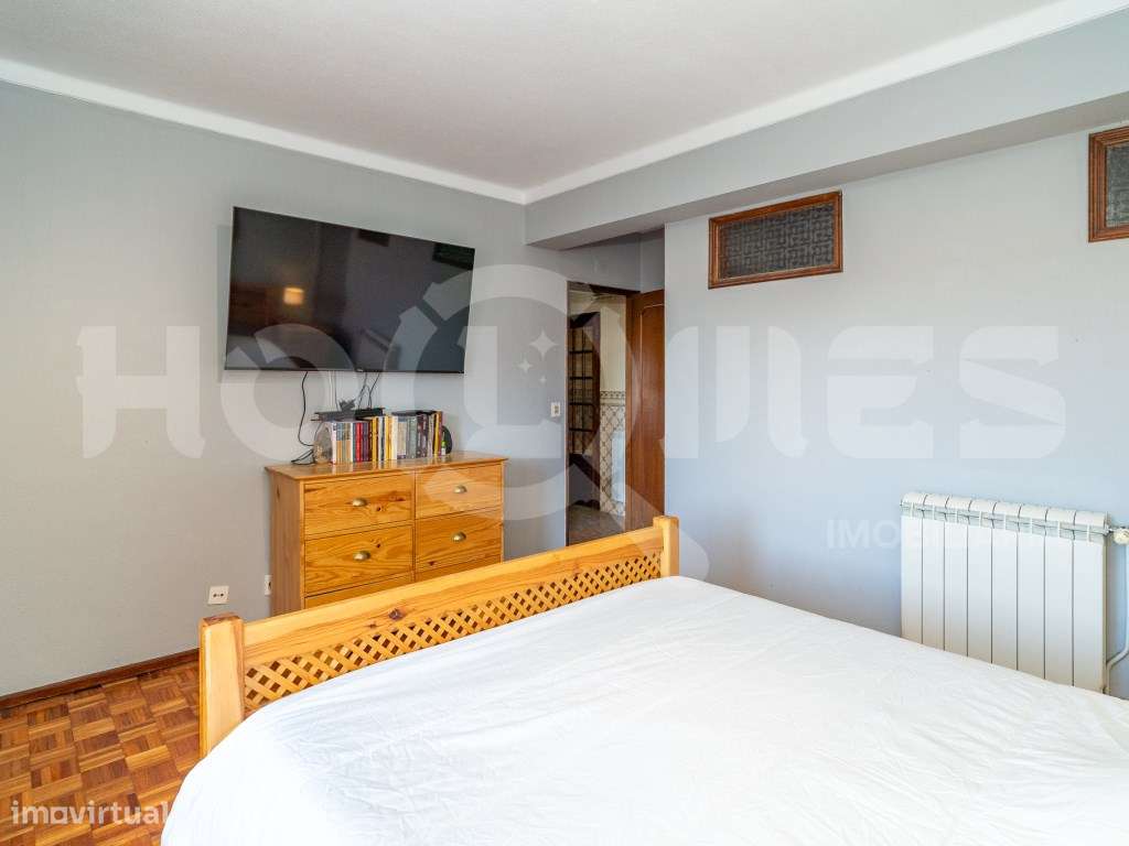 T3 + Sótão | Abadias | Terraço | Boas Áreas | Luminosidade-7