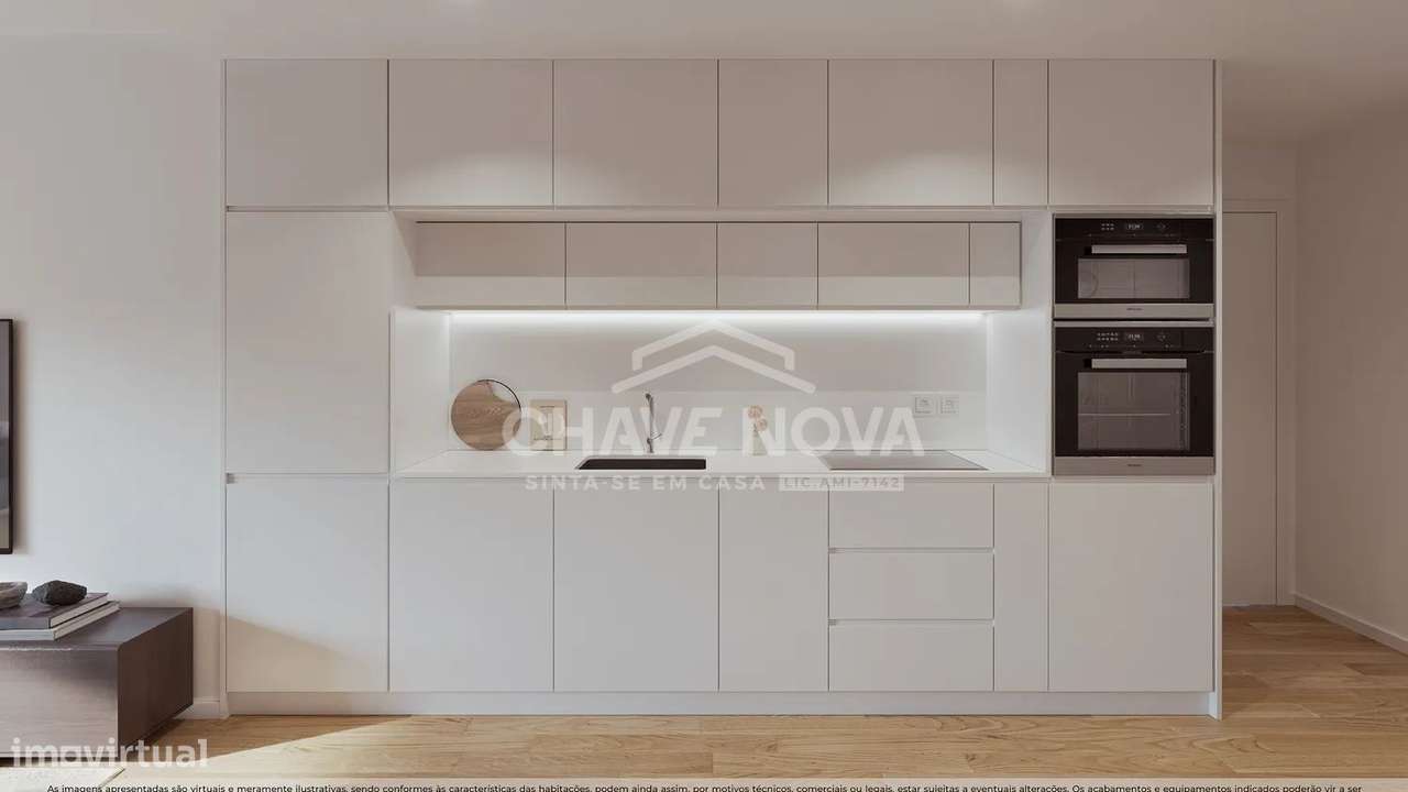 Apartamento T1 à venda na Rua Oliva Teles, 730-1