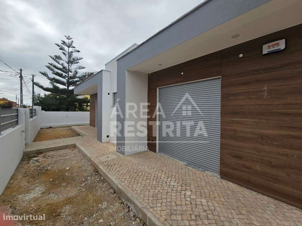 Moradia Isol.T4 c/Piscina e Garagem, Vale Choupo - Azeitão - Grande imagem: 3/42