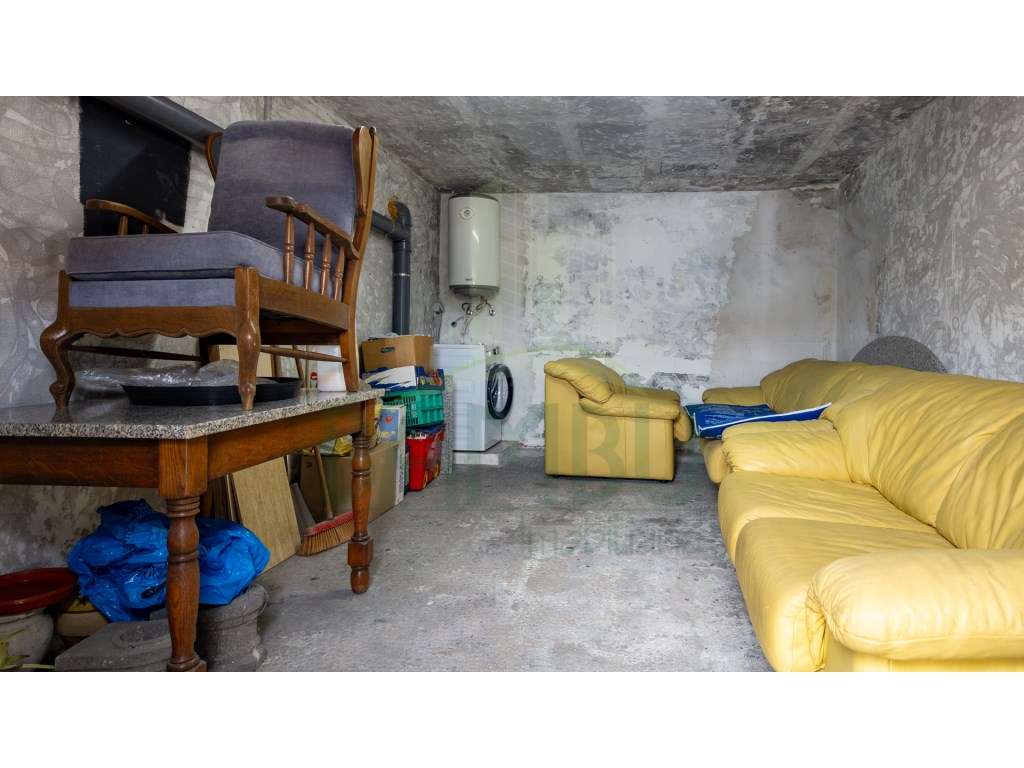 Moledo - Andar Moradia T2 duplex com vista mar-14