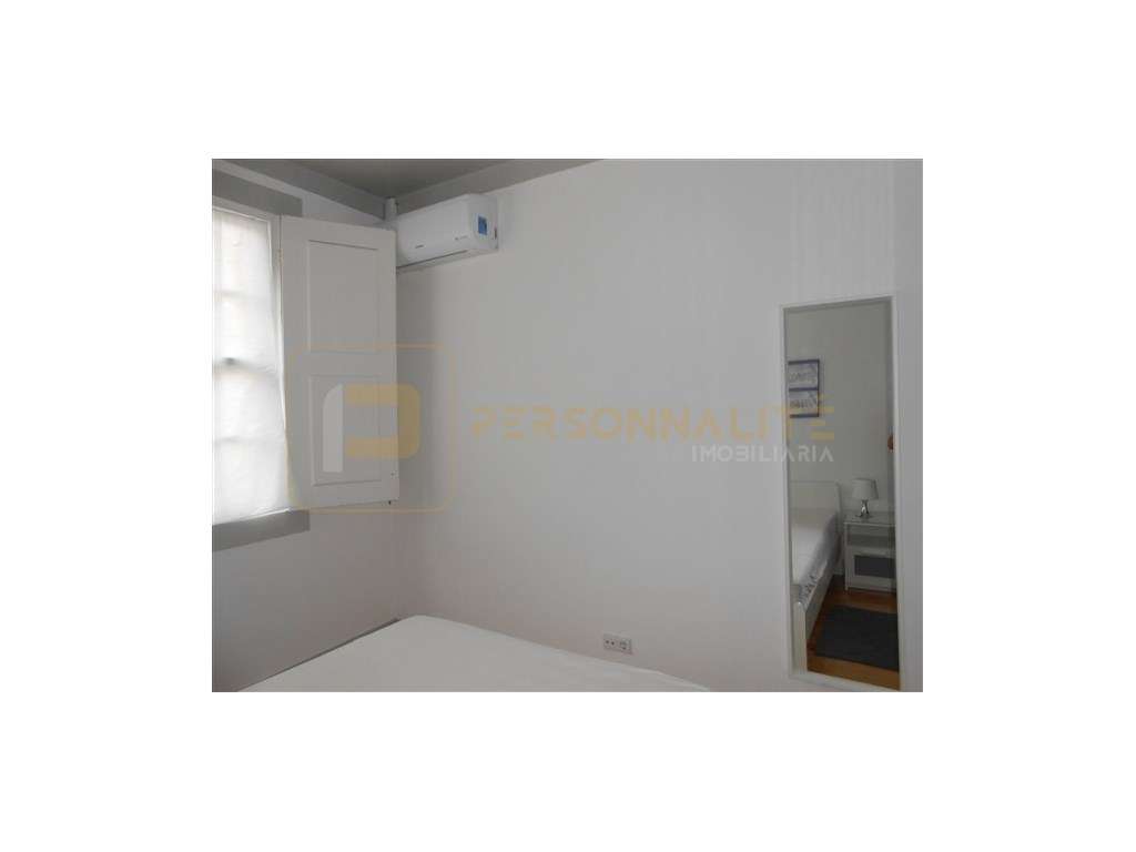 Prédio T1+1 mobilado centro histórico - Grande imagem: 5/18