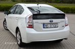 Toyota Prius (Hybrid) Executive - 6