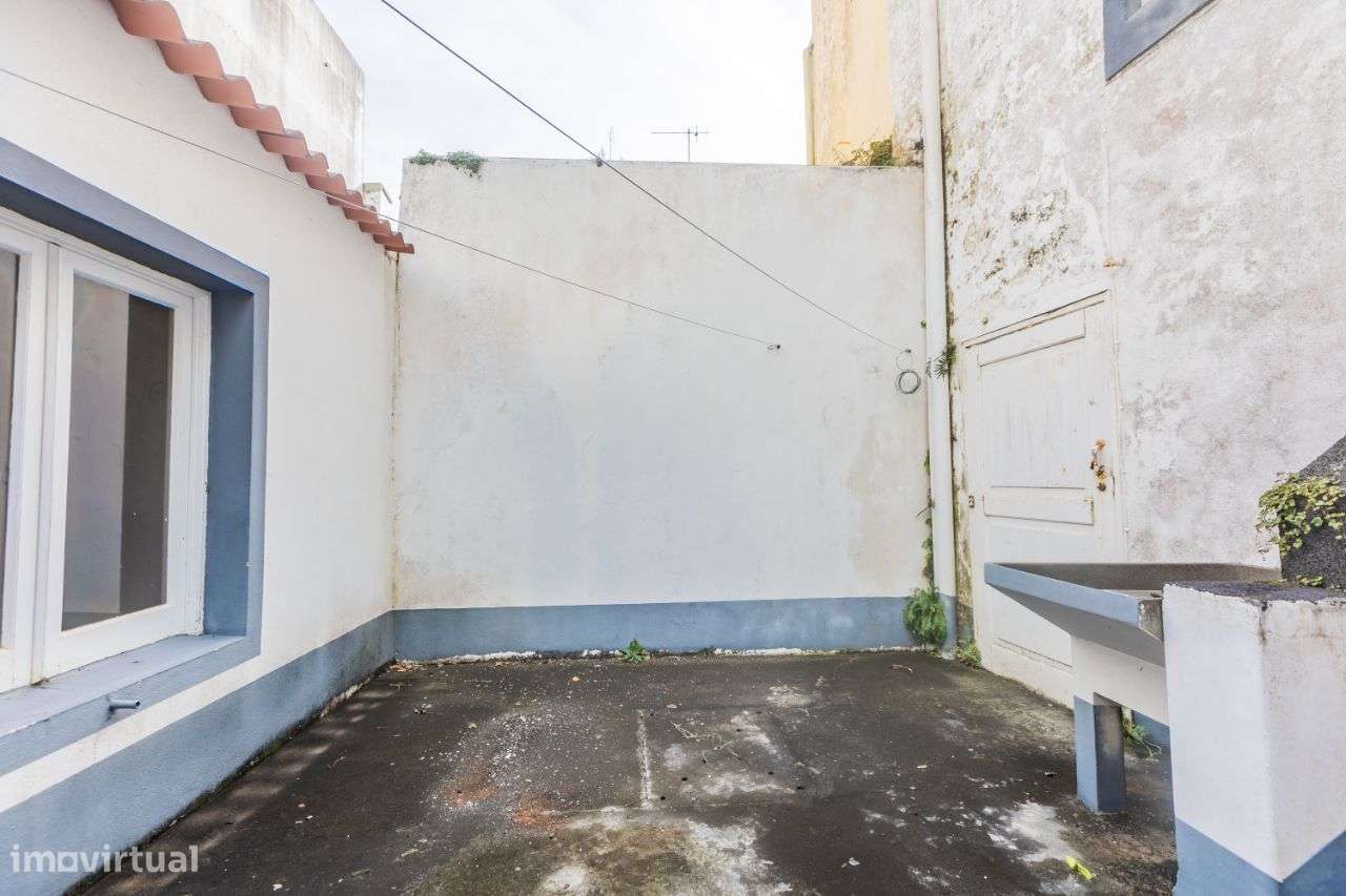 Moradia Geminada 4 quartos em São Pedro - Grande imagem: 2/23