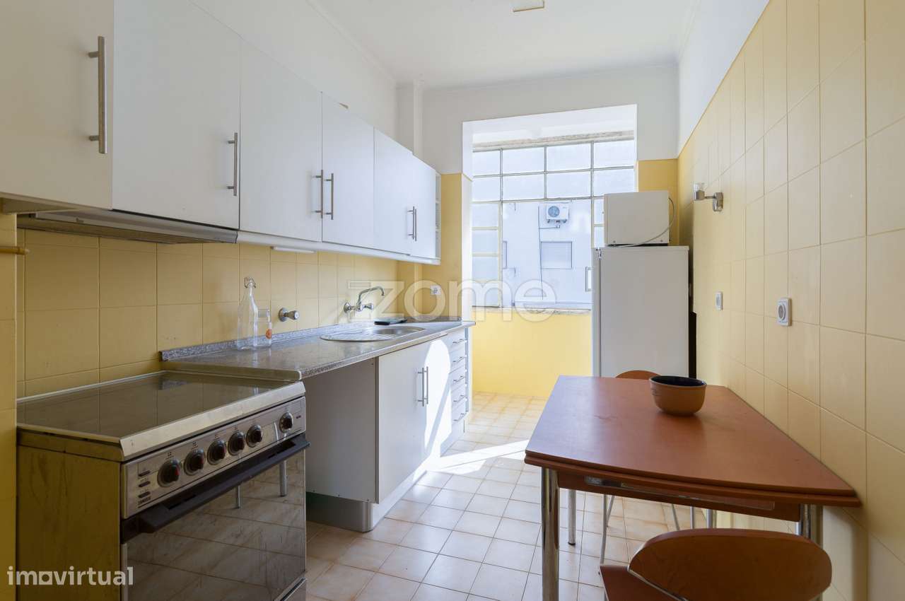 Apartamento T4 em São Domingos de Benfica - Grande imagem: 1/30