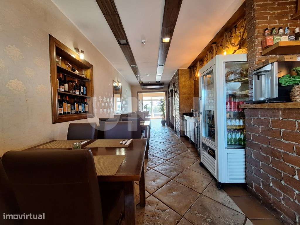 Trespasse de Restaurante em Paio Pires-12
