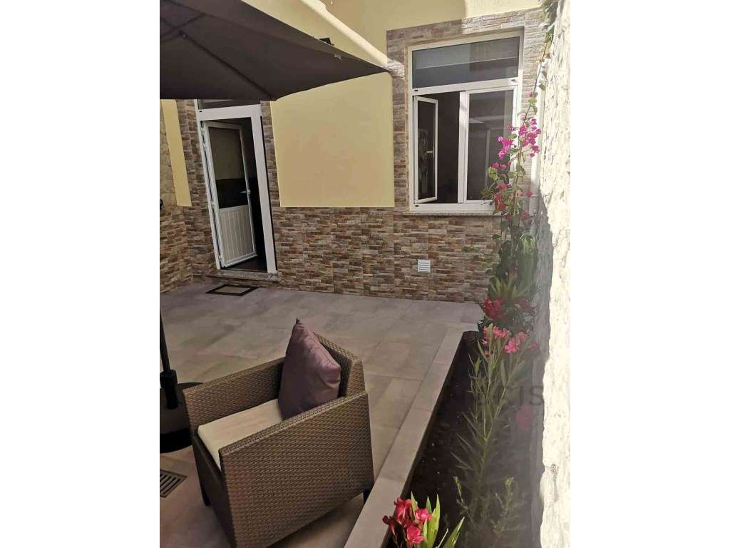 Moradia Típica Algarvia T2 para Venda no centro de Portimão-22