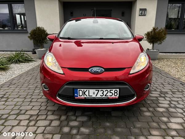 Ford Fiesta 1.25 Ghia - 10