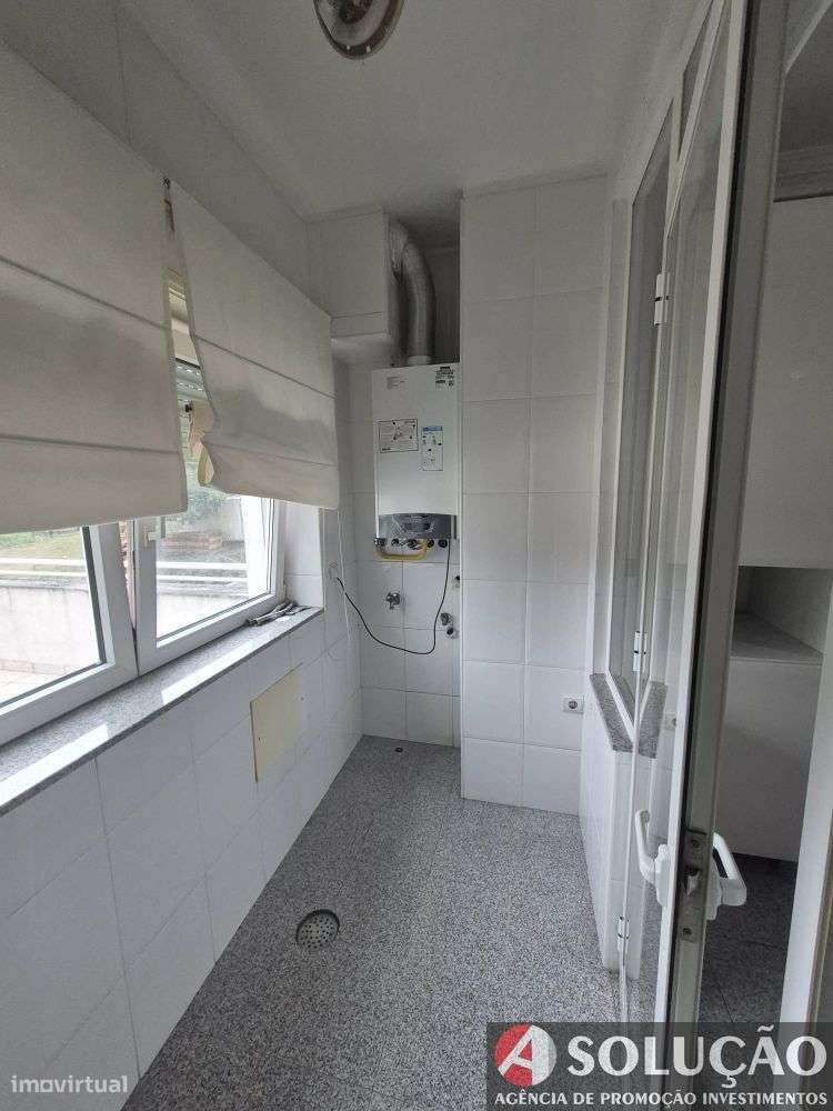 Apartamento T2 em Oliveira do Douro-7