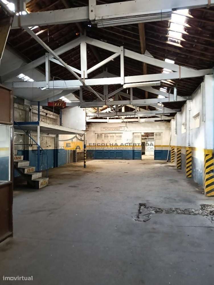 Armazém industrial com logradouro Maia Centro - Grande imagem: 3/6