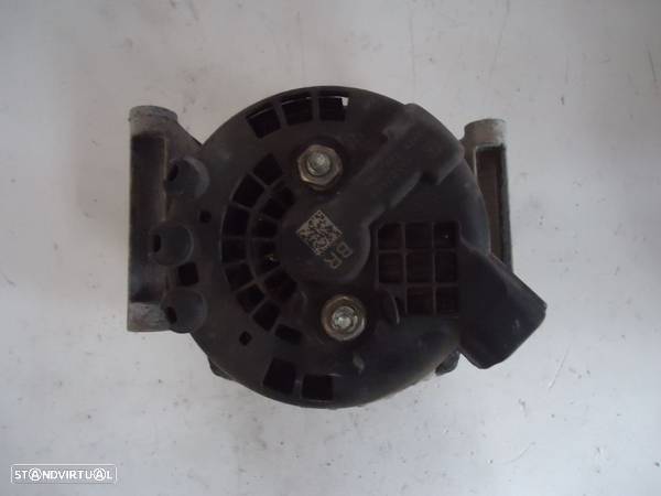 Alternador Opel Corsa E - 2