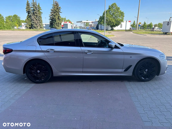 BMW Seria 5 525d M Sport sport - 4