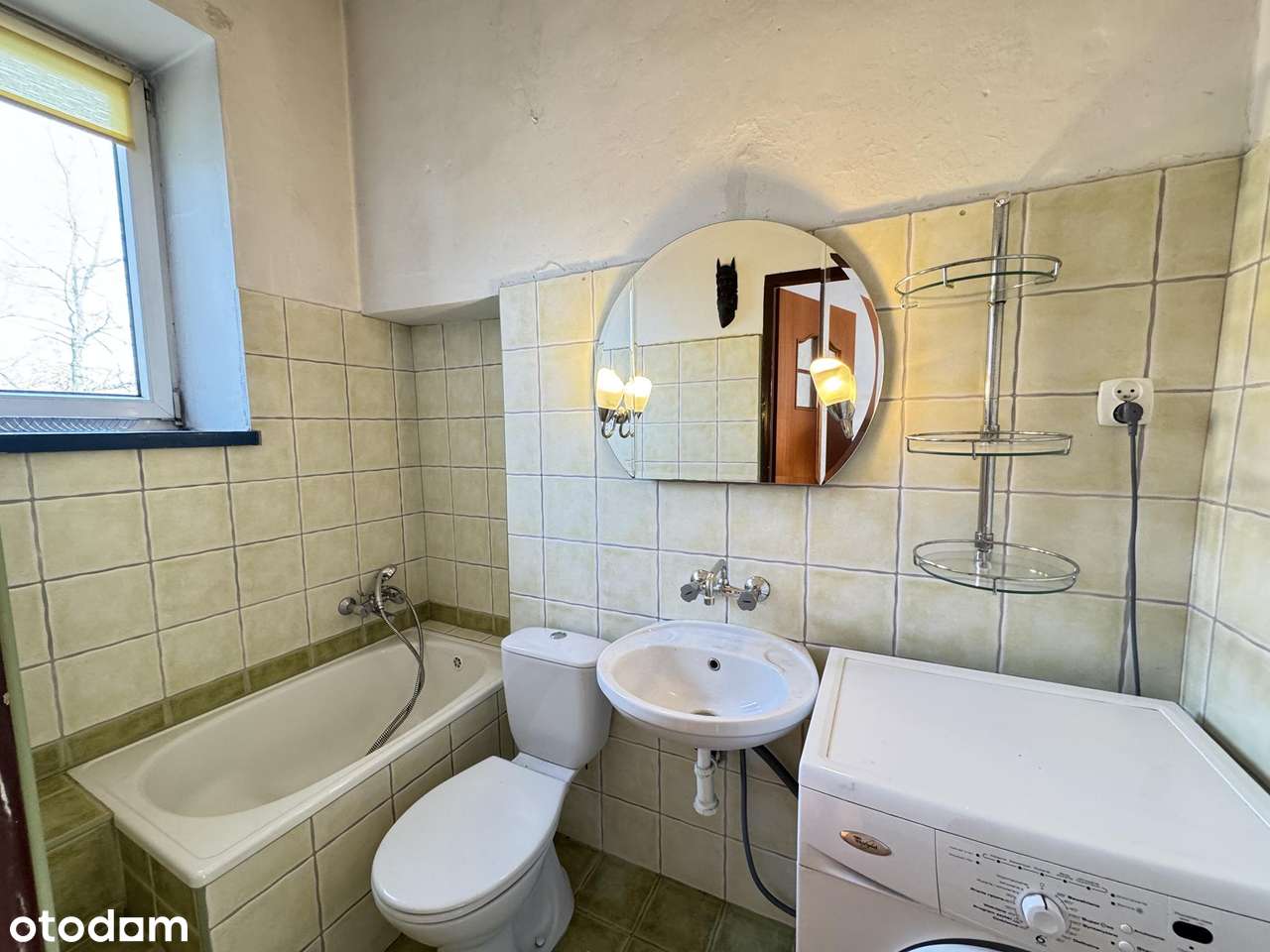 Przestronny dom z użytkowym poddaszem i garażem-14