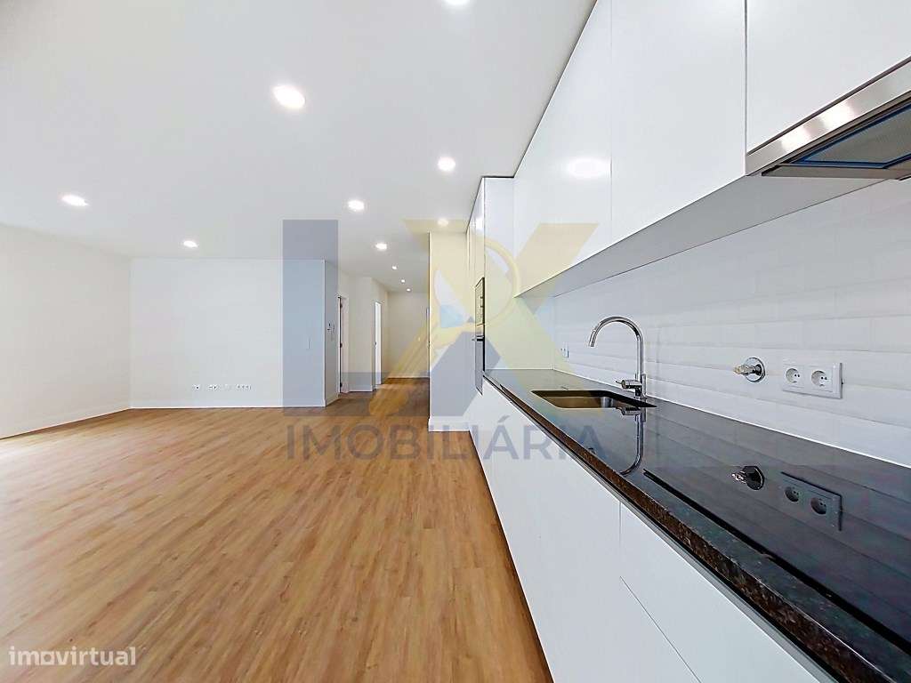 Moradia T4 de elevado padrão em Aradas-8
