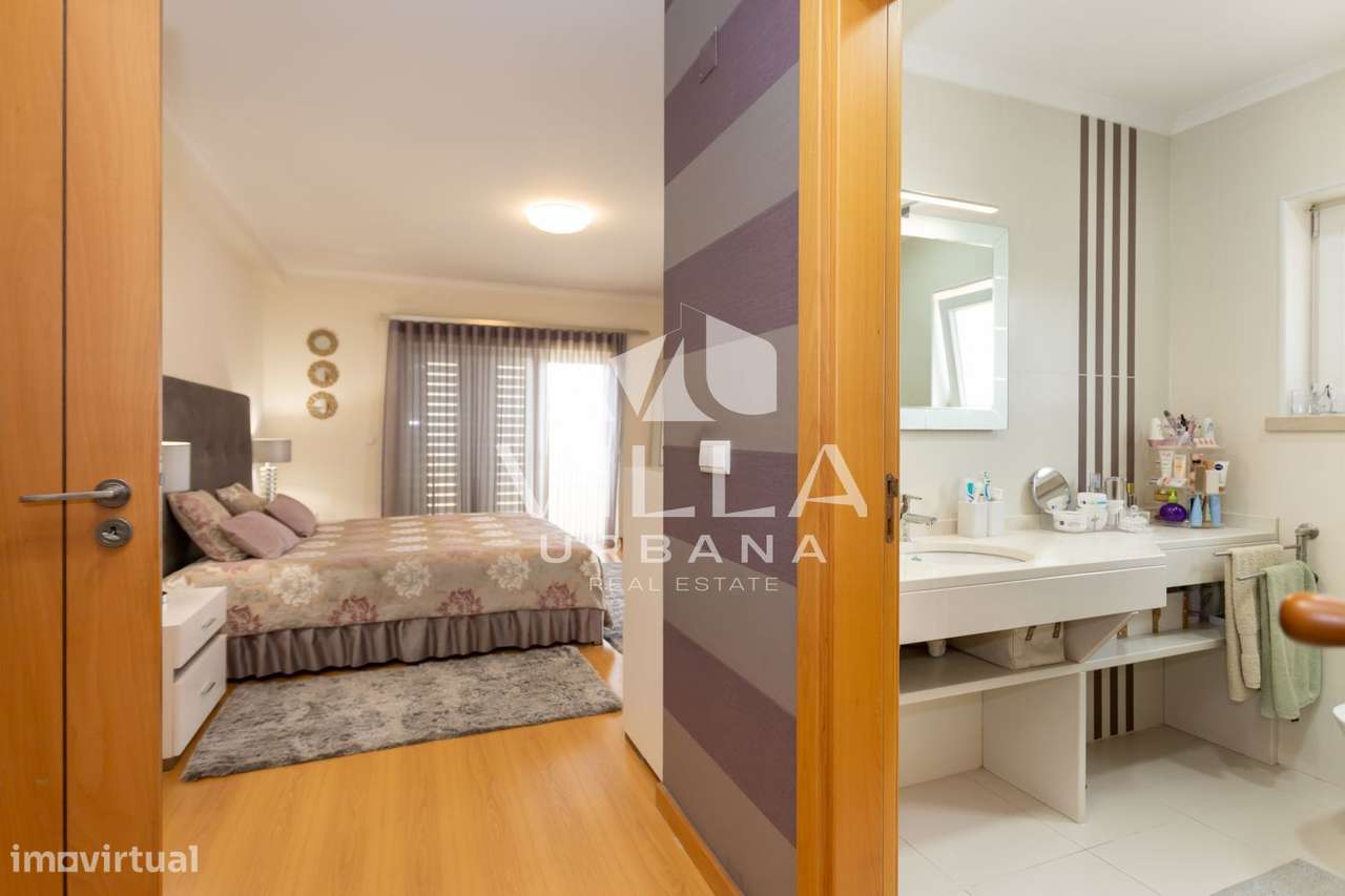 Moradia Isolada T4 em Valadares-43