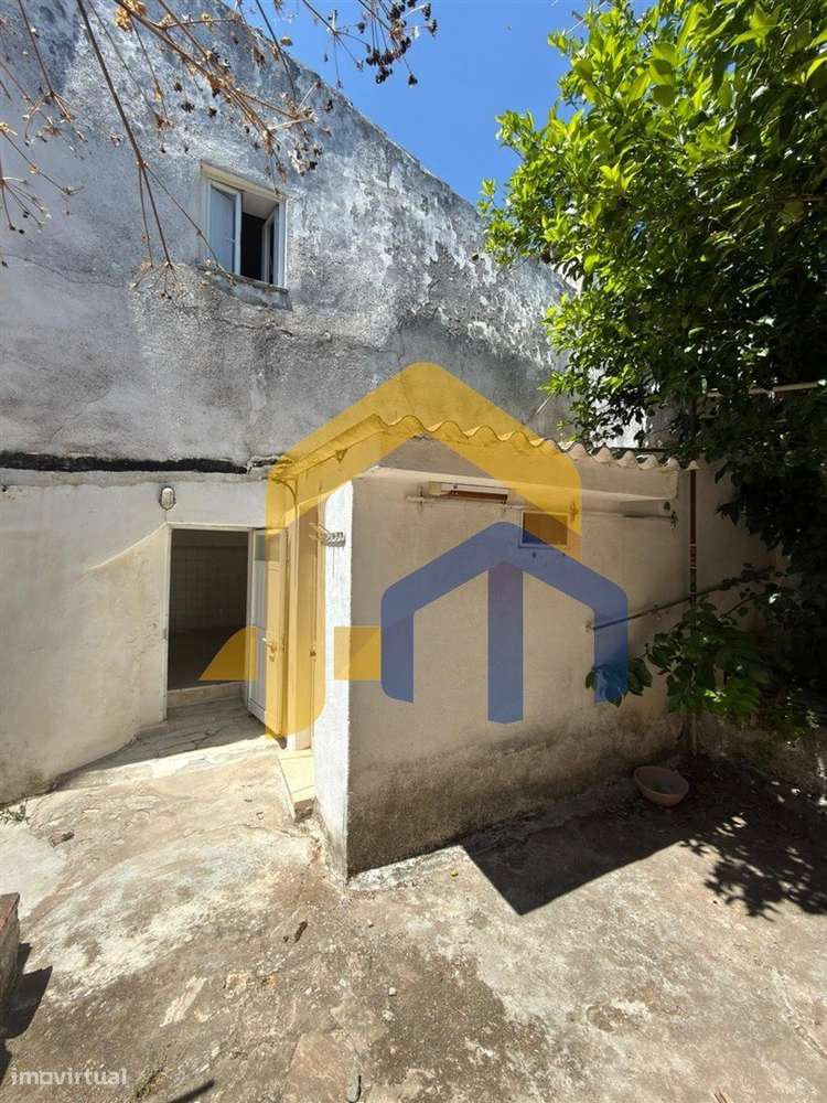 Moradia T1 com Jardim | Dentro da Muralha de Estremoz-22
