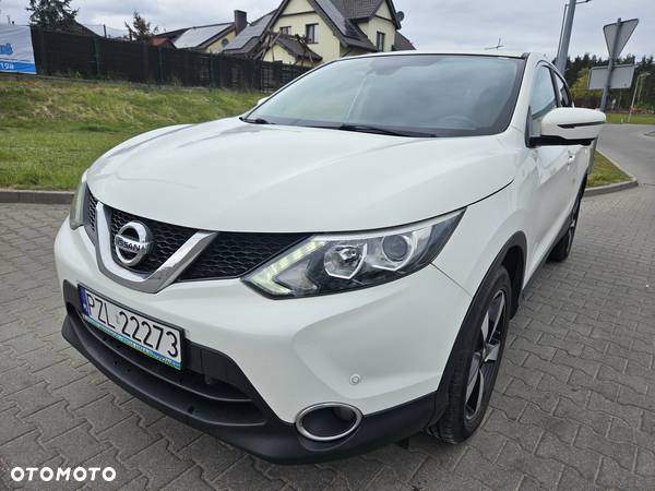 Nissan Qashqai 1.2 DIG-T N-Connecta - 1