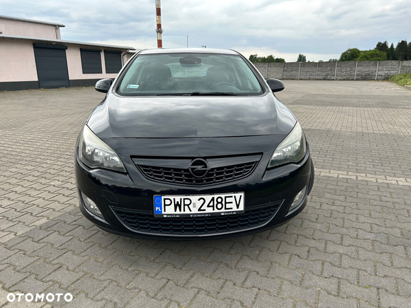 Opel Astra IV 1.4 T Essentia - 3