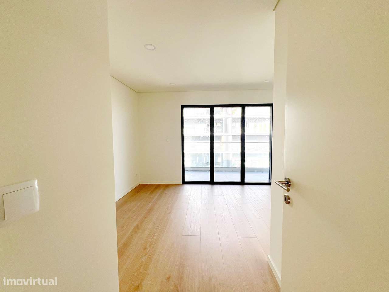 T2 novo c/ estacionamento e varanda - URBANIZAÇÃO MOINHOS DO...-23