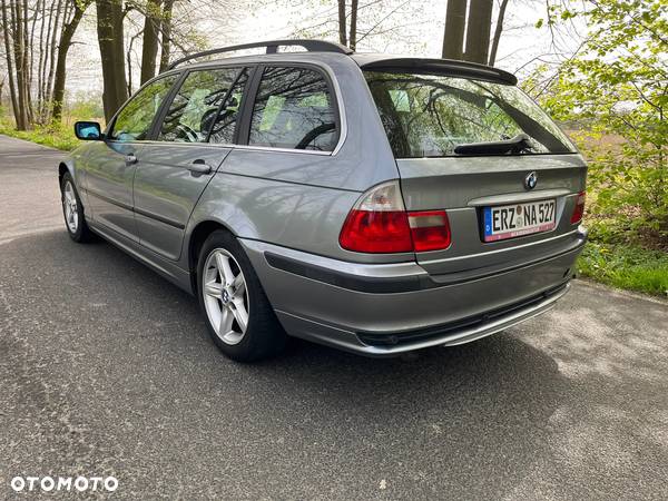 BMW Seria 3 320d - 4