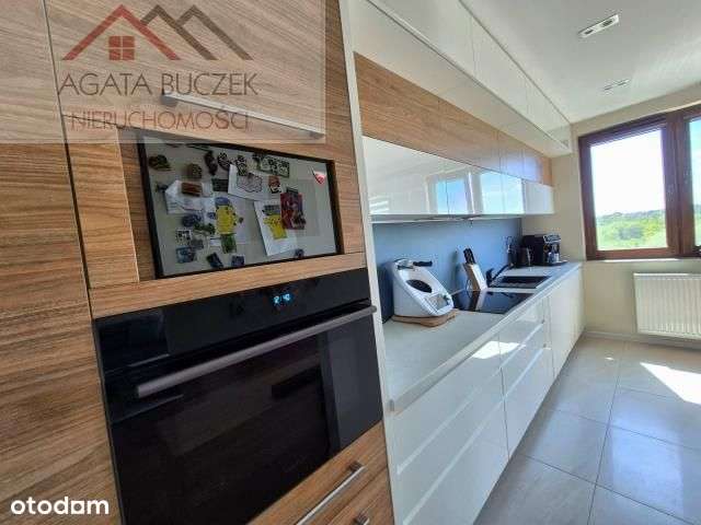 Piękne 3 pokoje, balkon, garaż, komórka lokatorska-4