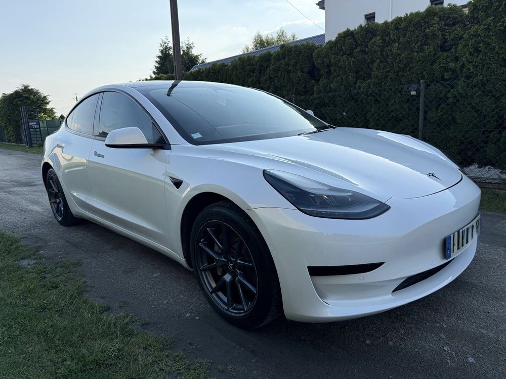 Tesla Model 3 Standard Range Plus 2021