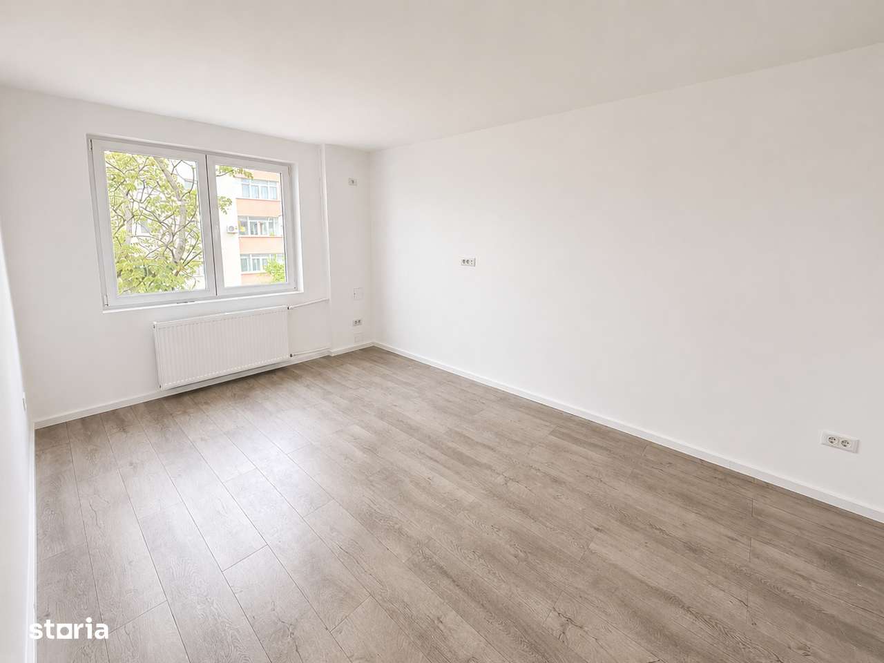 Apartament 3 Camere Renovat | Metrou Dristor | Bloc Anvelopat | 1984