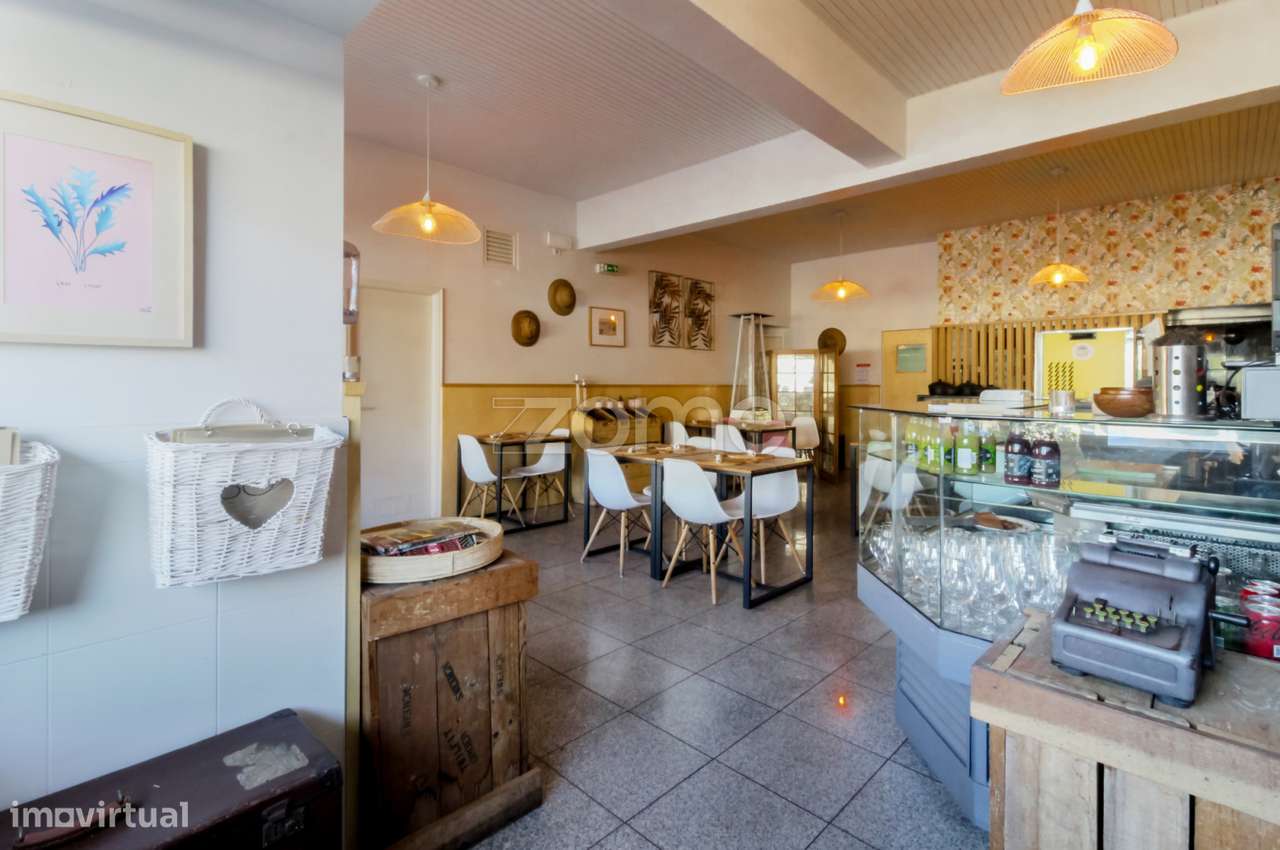 Trespasse de Restaurante Junto à Avenida da Boavista com Esplanada - Grande imagem: 5/38