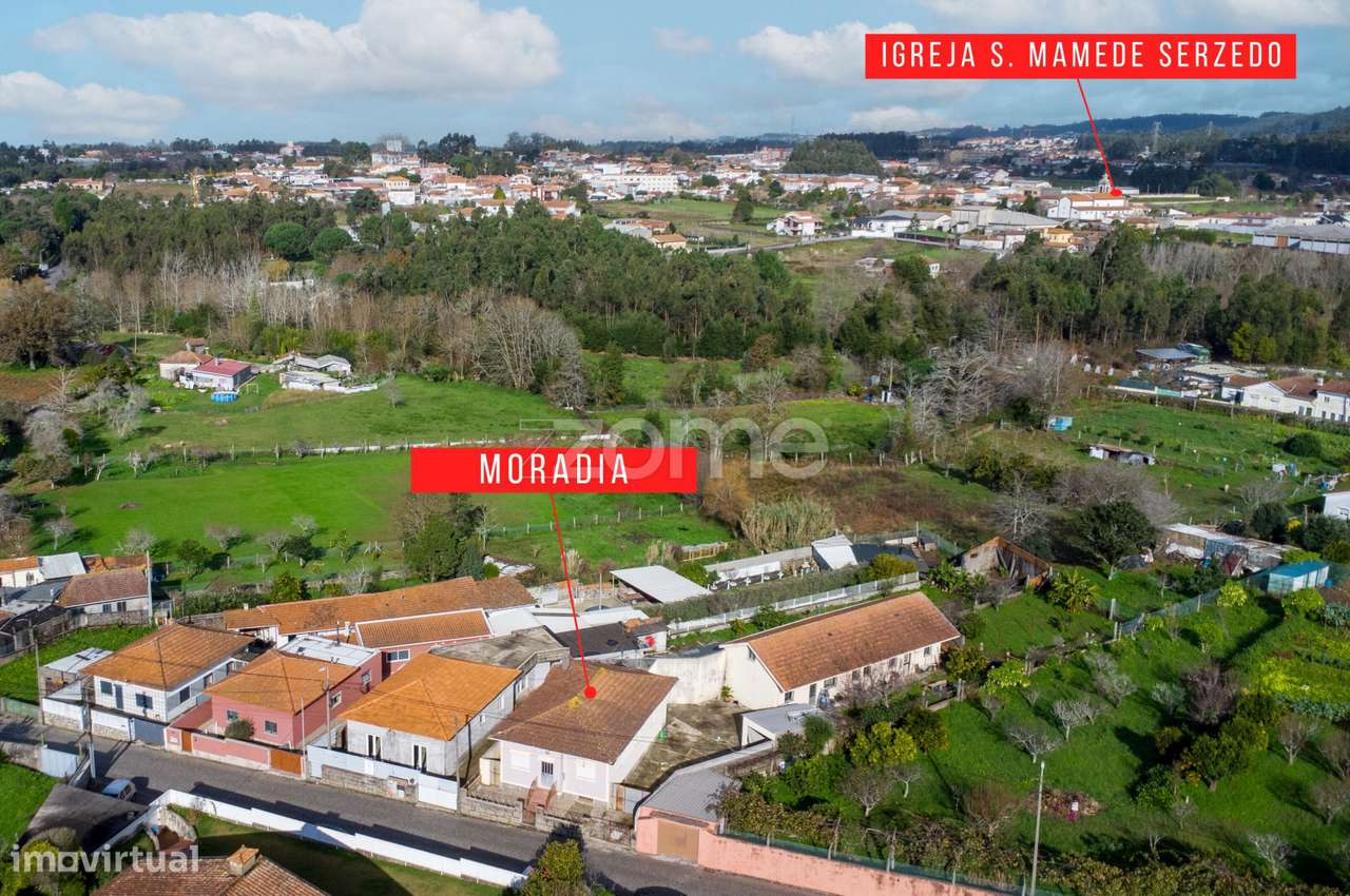Moradia T2+1 com garagem, anexos, jardim e poço - Serzedo, VNG - Grande imagem: 3/54