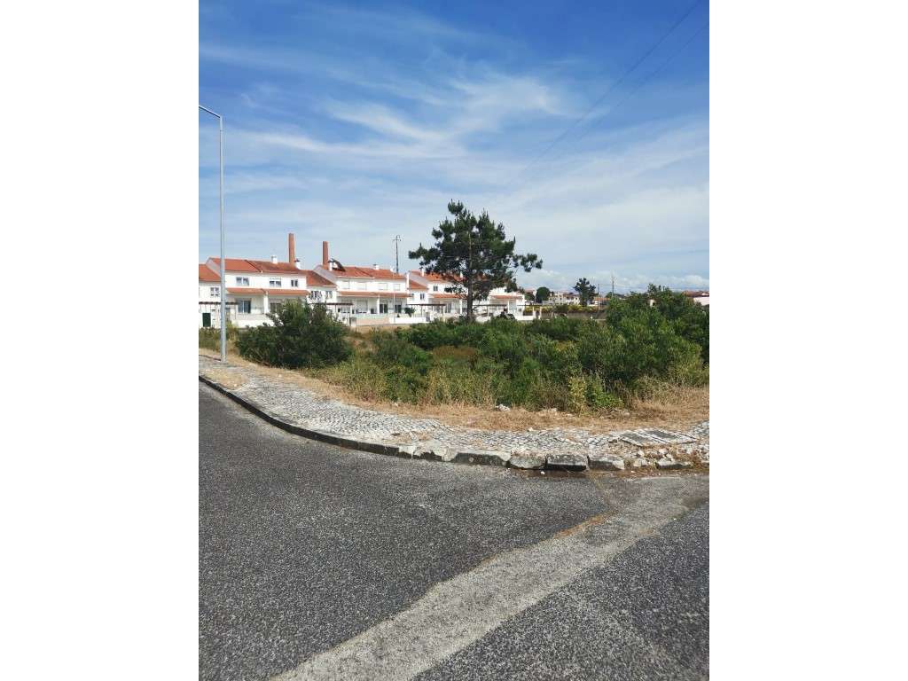 Terreno urbano perto da Praia da Vieira - Grande imagem: 4/12