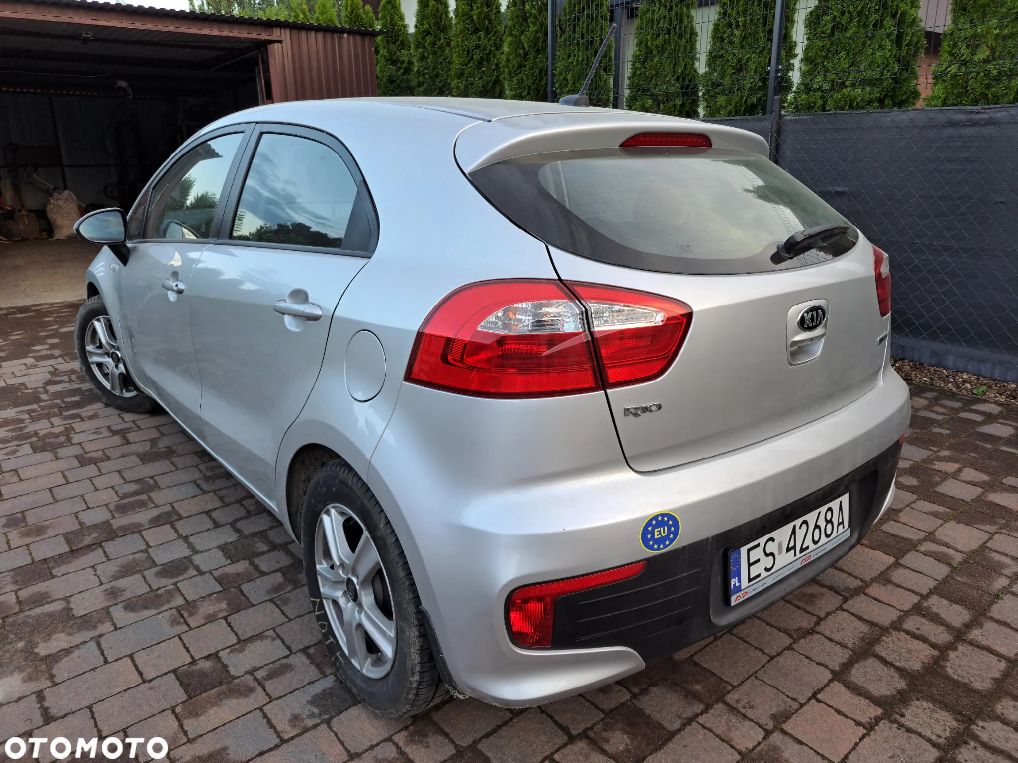 Kia Rio 1.2 Business Line Plus - 3