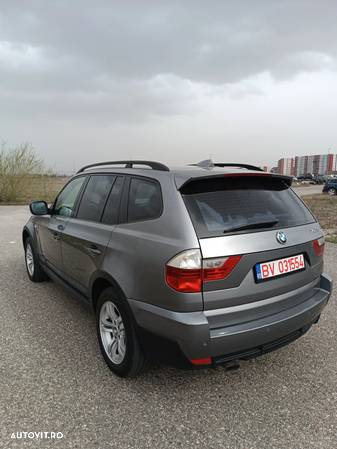 BMW X3 xDrive20d Aut. - 12