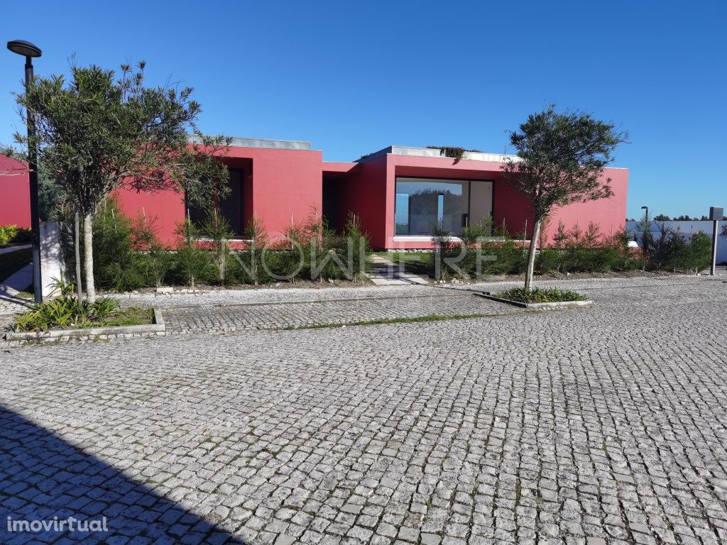 MORADIA T3 ISOLADA - RESORT BOM SUCESSO, EM ÓBIDOS