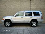 Jeep Commander 5.7 V8 Overland - 9