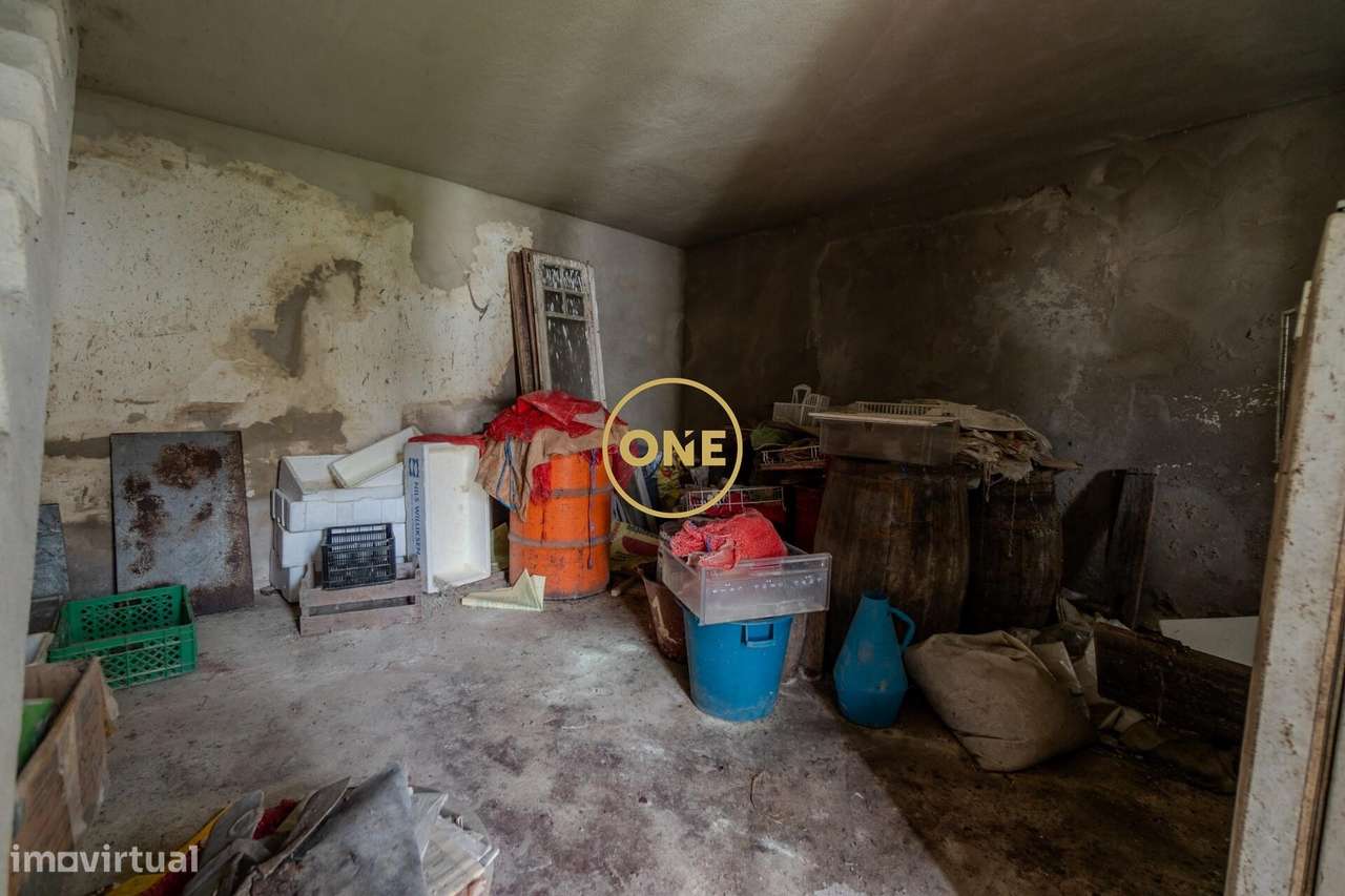 Moradias para reabilitação com terreno na Sapataria - Sobral Monte Agr - Grande imagem: 4/27